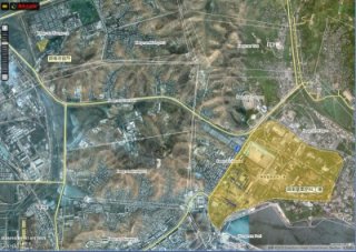 収容所と興南工場の間の道 収容所と興南工場の間の道