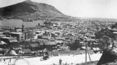 第一埠頭にほど近い山から釜山市街を臨む 第一埠頭にほど近い山から釜山市街を臨む