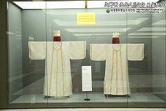 6500双 祝福式の礼服(クリックで拡大表示) 6500双 祝福式の礼服