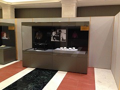 1960年代の食器セット(クリックで拡大表示) 1960年代の食器セット