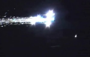 はやぶさの大気圏突入(提供:NASA)