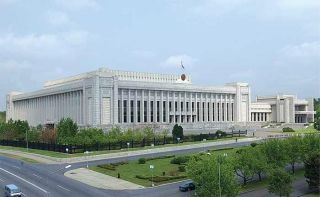 万寿台議事堂全景 万寿台議事堂全景