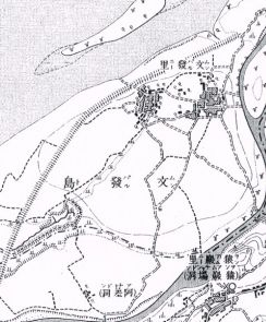 川の対岸の地名は「文発里」「文発島」 川の対岸の地名は「文発里」「文発島」
